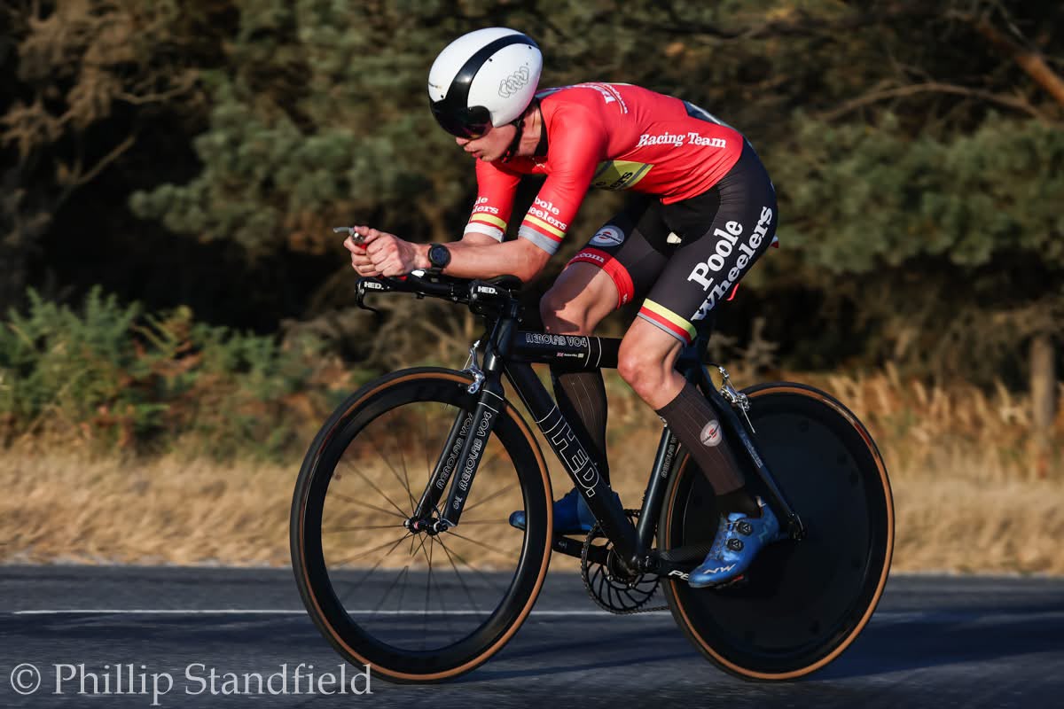 Robert Fall competing in a time trial in 2026